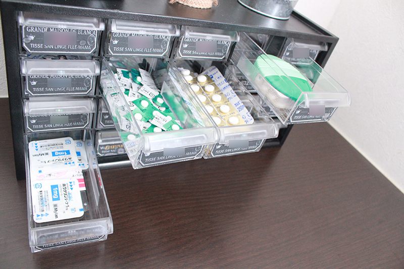 【整理整頓】子供が薬を自分で用意！キャビネットの使いやすい薬箱